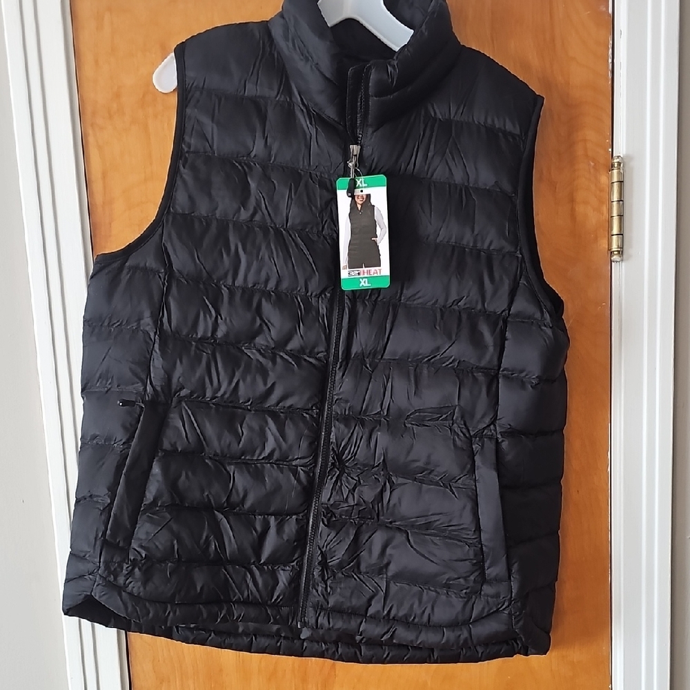 32 Degrees Black Puffer Vest